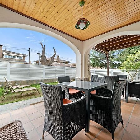 Global Maria - Villa With Bbq In Cambrils Bagian luar foto